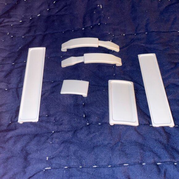 Disney Star Wars Galaxy's Edge Droid Depot Build Your Own Droid - R Unit - Picture 10 of 16